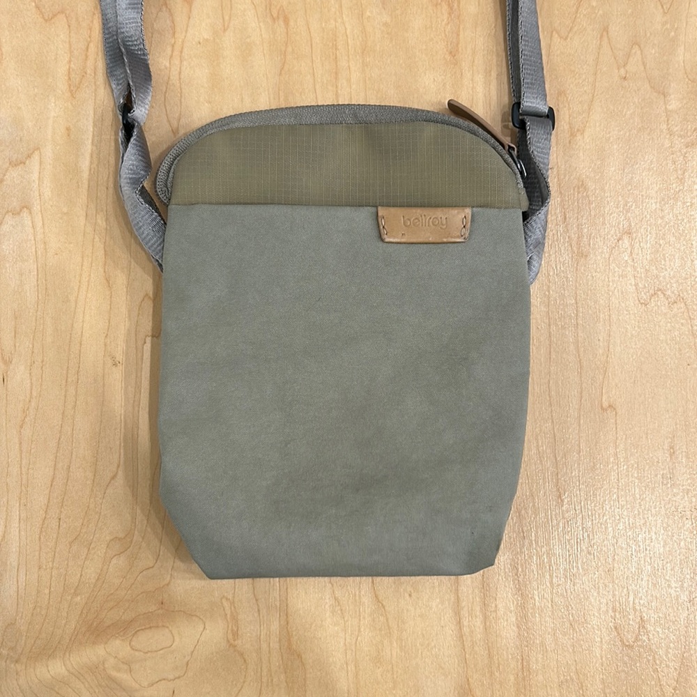 Bellroy City Pouch